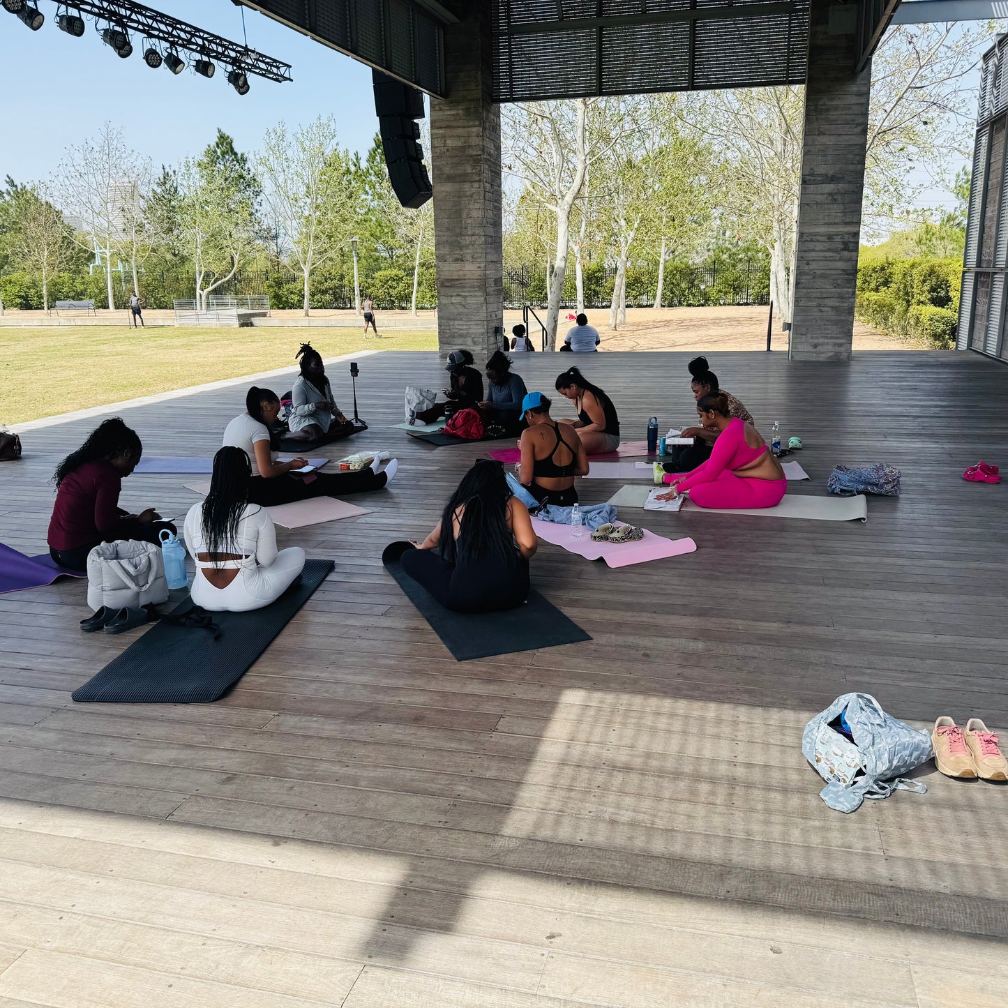 Group Hosting class